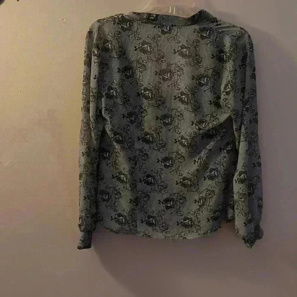 Worthington, small, gray and white - Picture 4 of 4